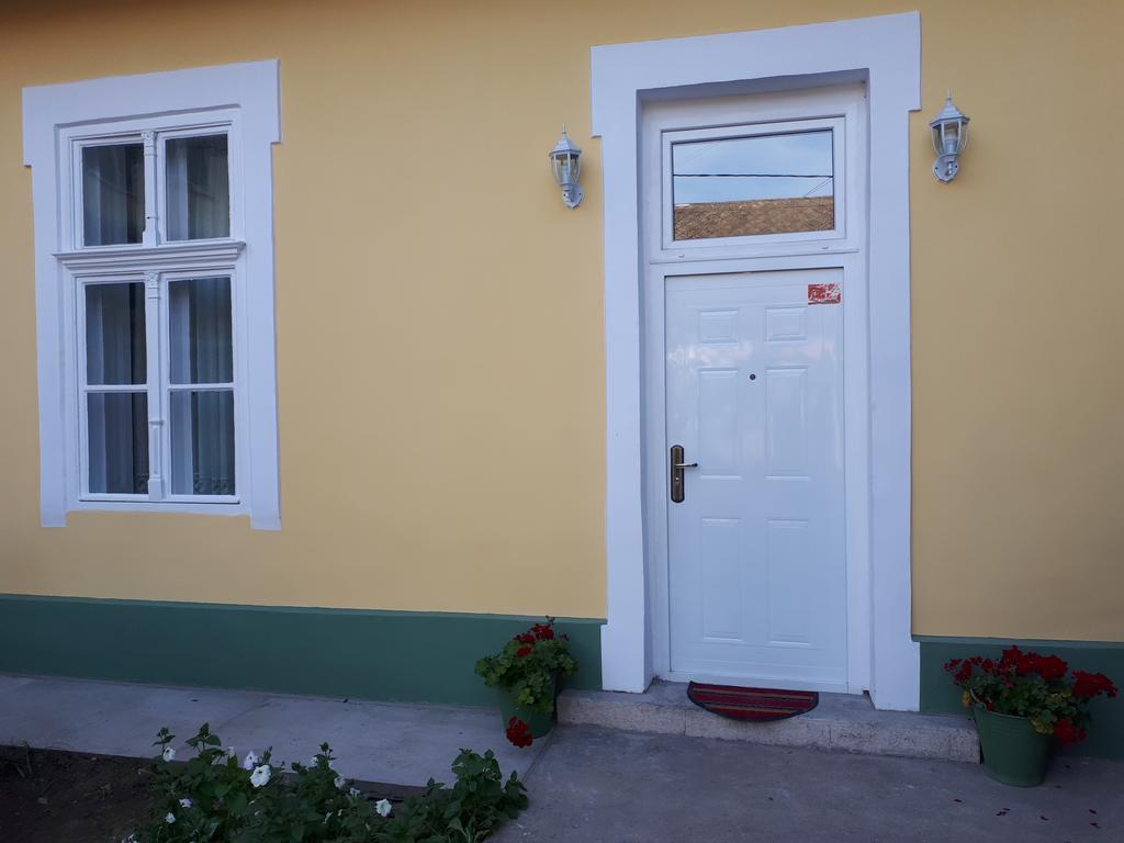 Apartment Milijana Subotica Esterno foto